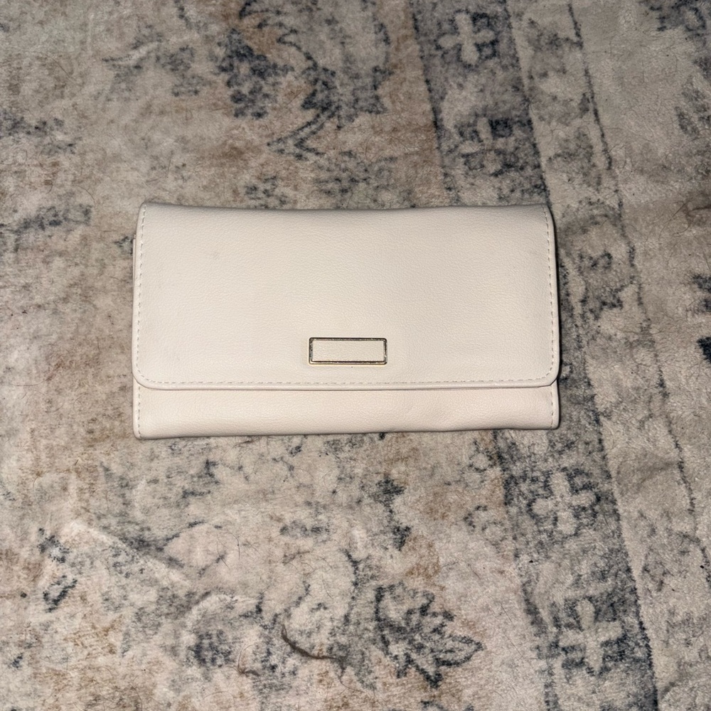 Elegant Cream Women's Clutch